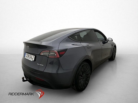 Tesla Model Y 9 of 30