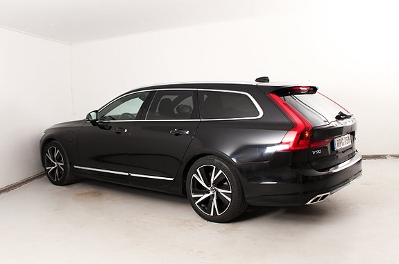 Volvo V90 13 of 28