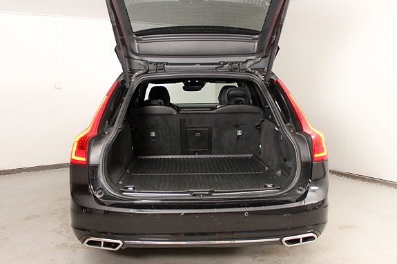 Volvo V90 28 of 28