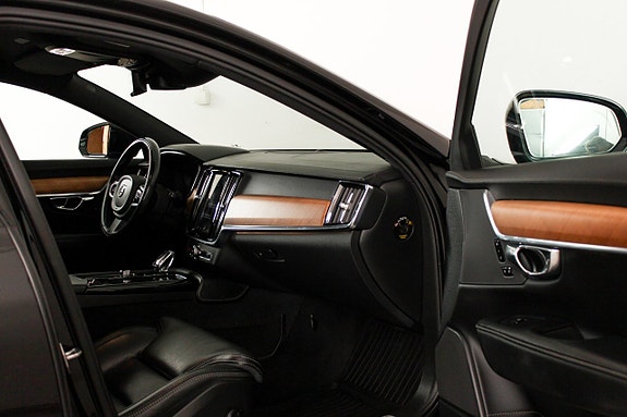 Volvo V90 18 of 28