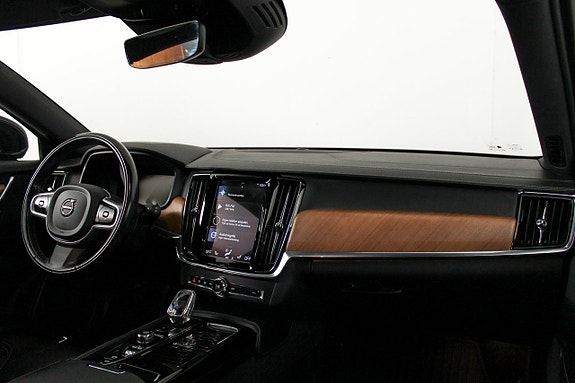 Volvo V90 20 of 28