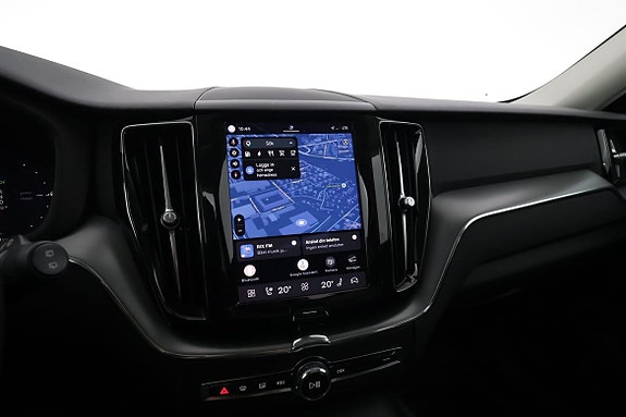Volvo XC60 12 of 17