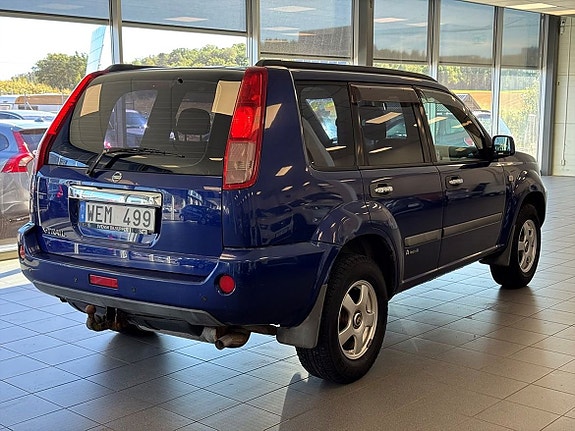 Nissan X-Trail 3 of 18