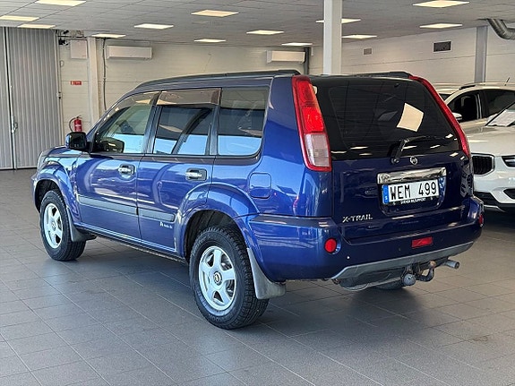 Nissan X-Trail 4 of 18