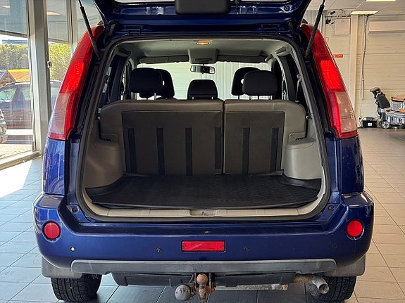 Nissan X-Trail 17 of 18