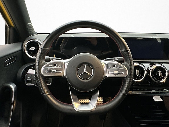 Mercedes-Benz A250 e 13 of 30