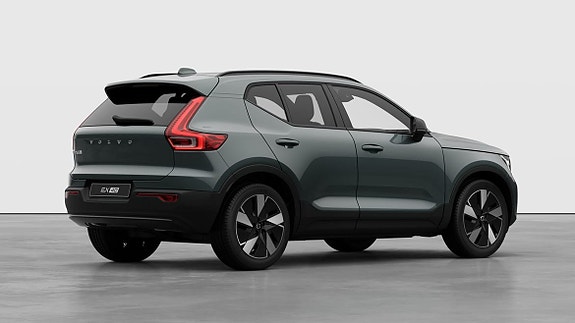 Volvo EX40 5 of 20