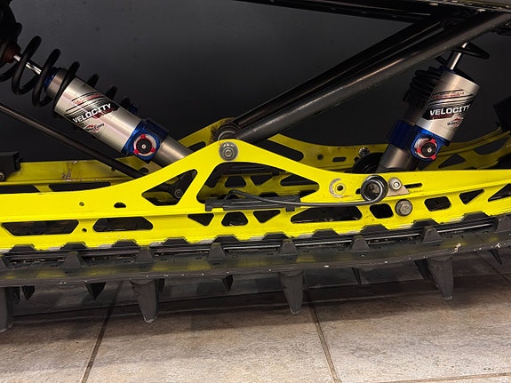 Polaris RMK Khaos 155 850 2021 360mil 9 of 16
