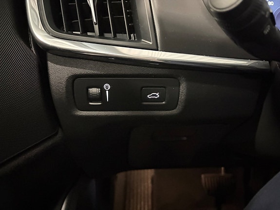 Volvo V90 15 of 19