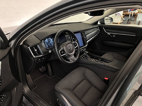 Volvo V90 7 of 19