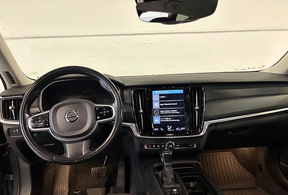 Volvo V90 8 of 19