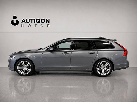 Volvo V90 2 of 19