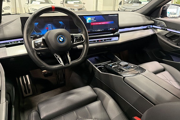 BMW i5 9 of 26