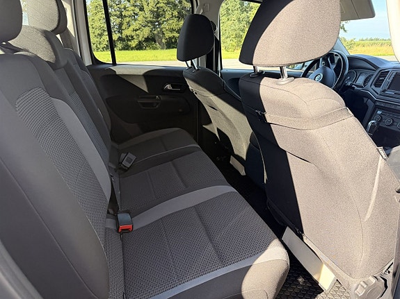 Volkswagen Amarok 9 of 11