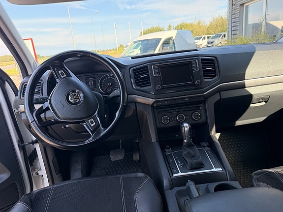 Volkswagen Amarok 11 of 11
