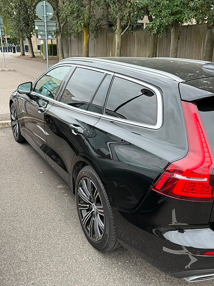 Volvo V60 4 of 15