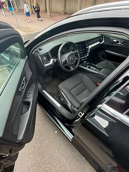 Volvo V60 11 of 15