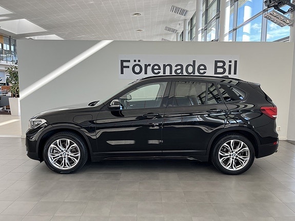 BMW X1 3 of 14