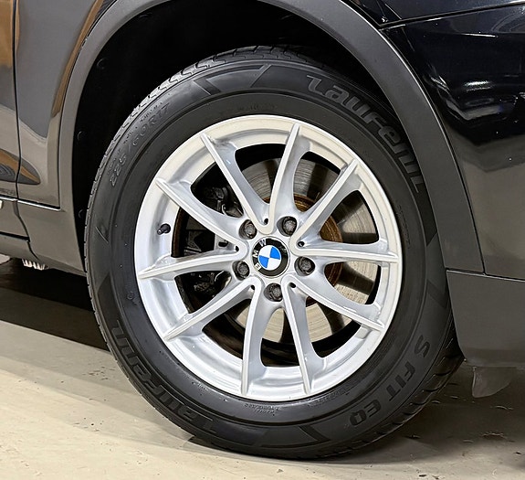 BMW X3 18 of 18
