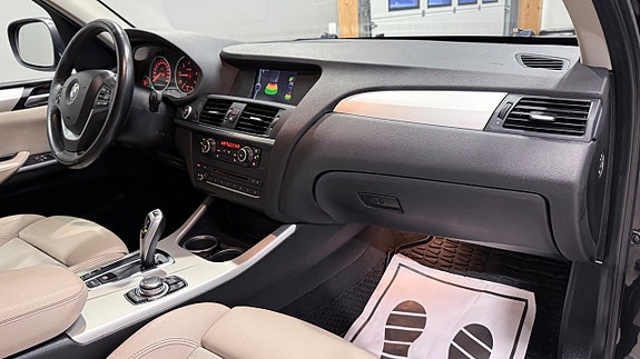 BMW X3 13 of 18