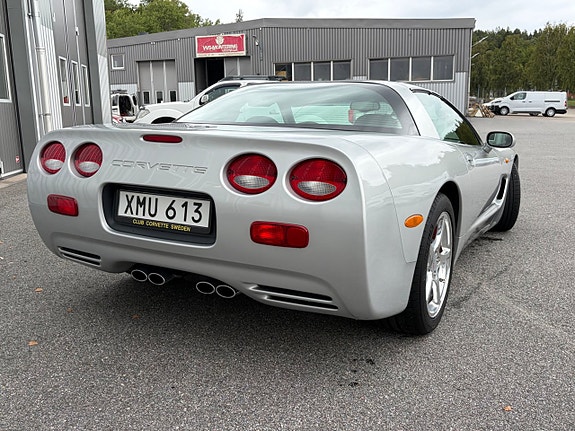 Chevrolet Corvette 7 of 27