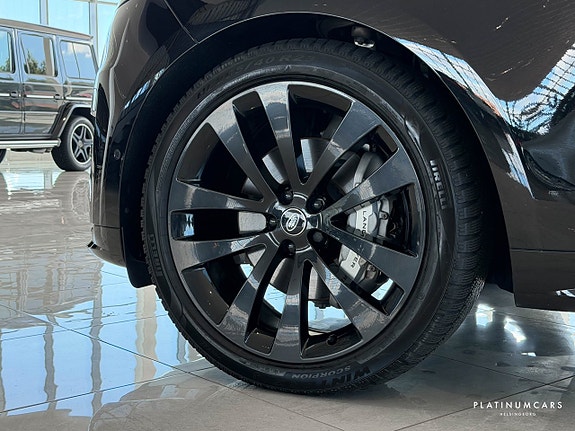 Land Rover Range Rover Sport 24 of 24
