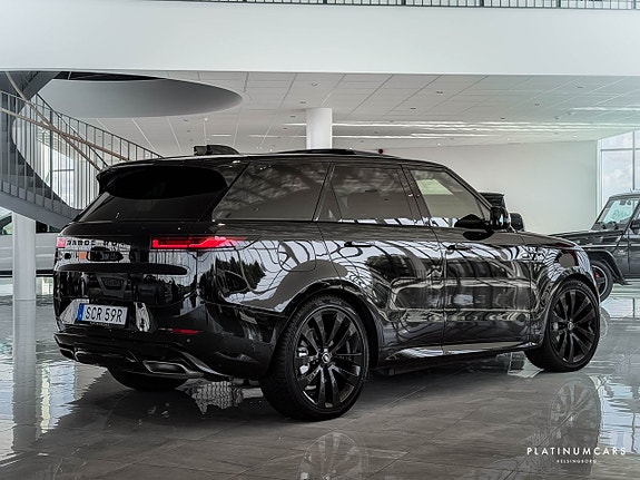 Land Rover Range Rover Sport 2 of 24