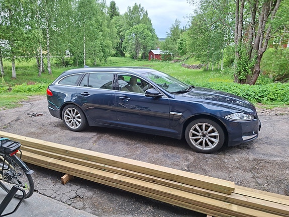 Jaguar XF 22 of 29