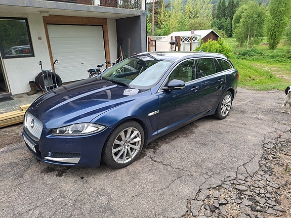Jaguar XF 28 of 29