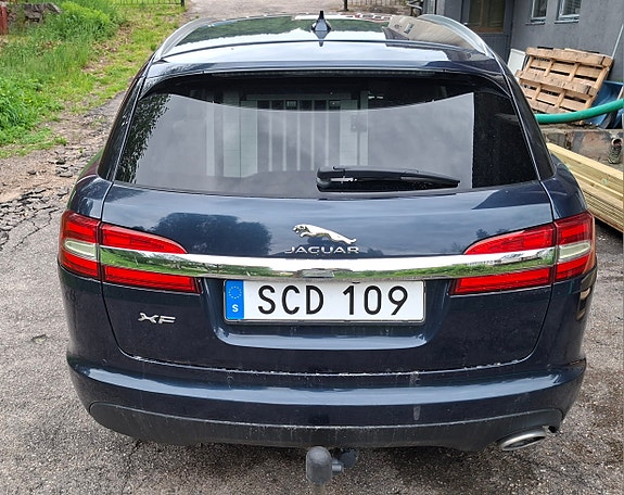 Jaguar XF 7 of 29