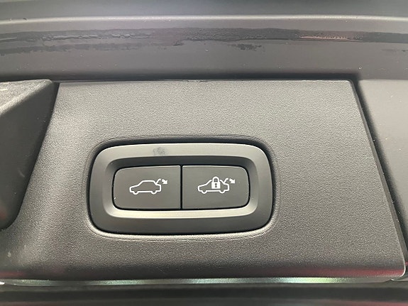 Volvo V90 Cross Country 8 of 20