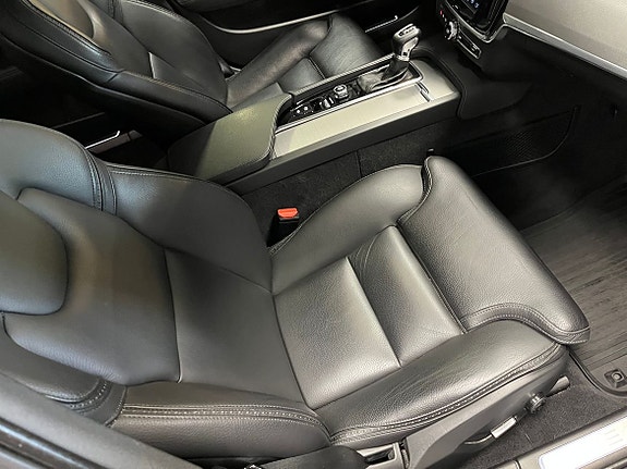 Volvo V90 Cross Country 10 of 20