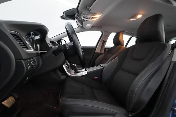 Volvo V60 10 of 30
