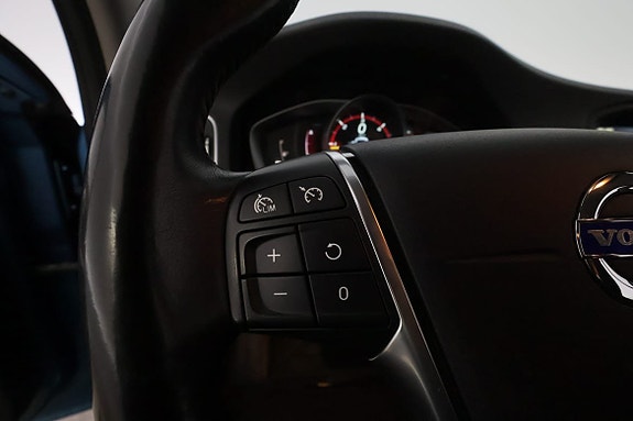 Volvo V60 16 of 30