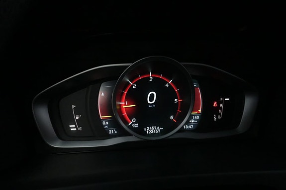 Volvo V60 23 of 30