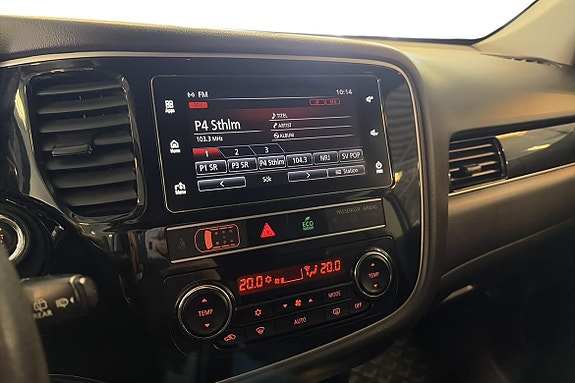 Mitsubishi Outlander 16 of 23