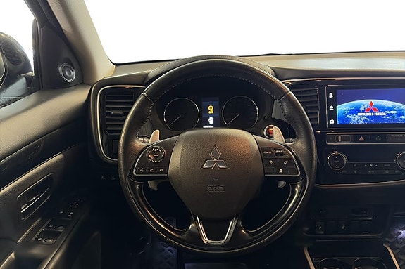 Mitsubishi Outlander 12 of 23