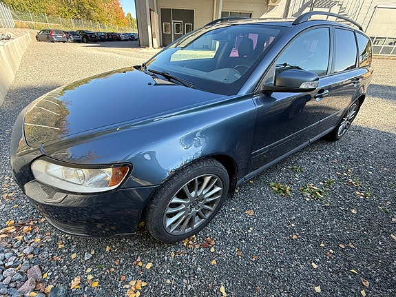 Volvo V50 5 of 5
