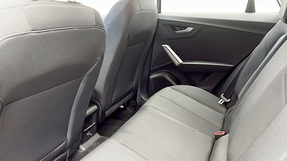 Audi Q2 11 of 12