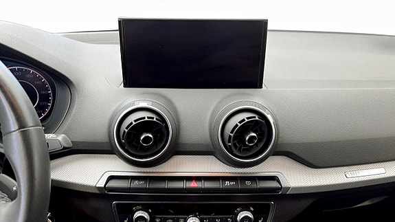 Audi Q2 9 of 12