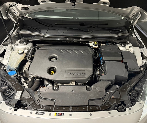 Volvo V40 4 of 12