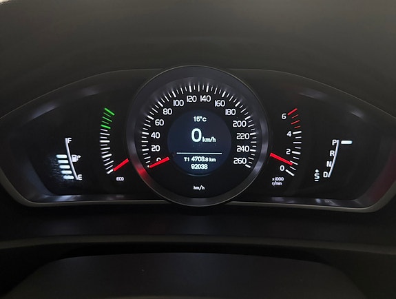 Volvo V40 5 of 12