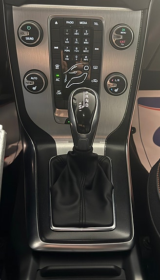 Volvo V40 6 of 12