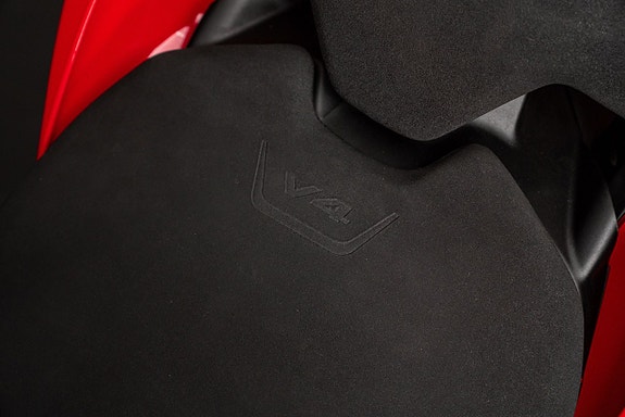 Ducati Panigale V4 DQS 14 of 21