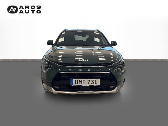 Kia Niro 2 of 15