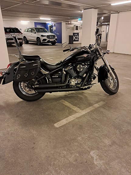 Kawasaki Vulcan 900 Classic 3 of 5