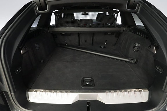 BMW 530e 8 of 30