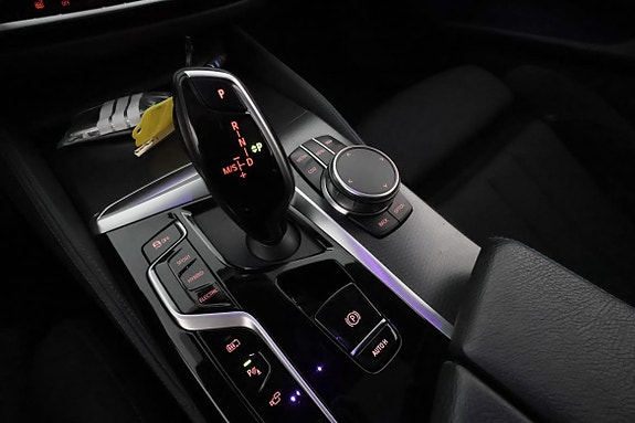 BMW 530e 22 of 30