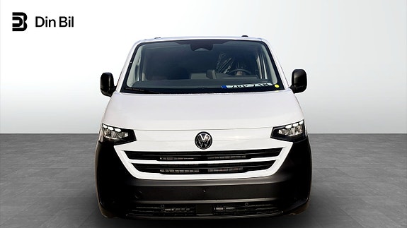 Volkswagen Transporter 4 of 12