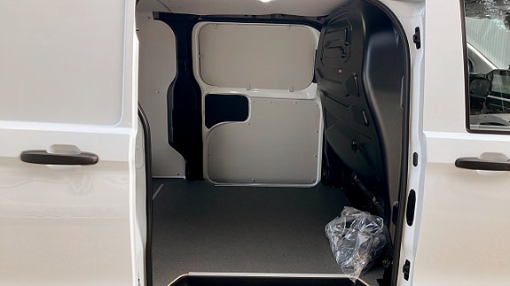 Volkswagen Transporter 11 of 12